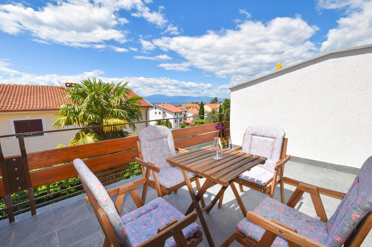 Apartments Vera Малинска Екстериор снимка